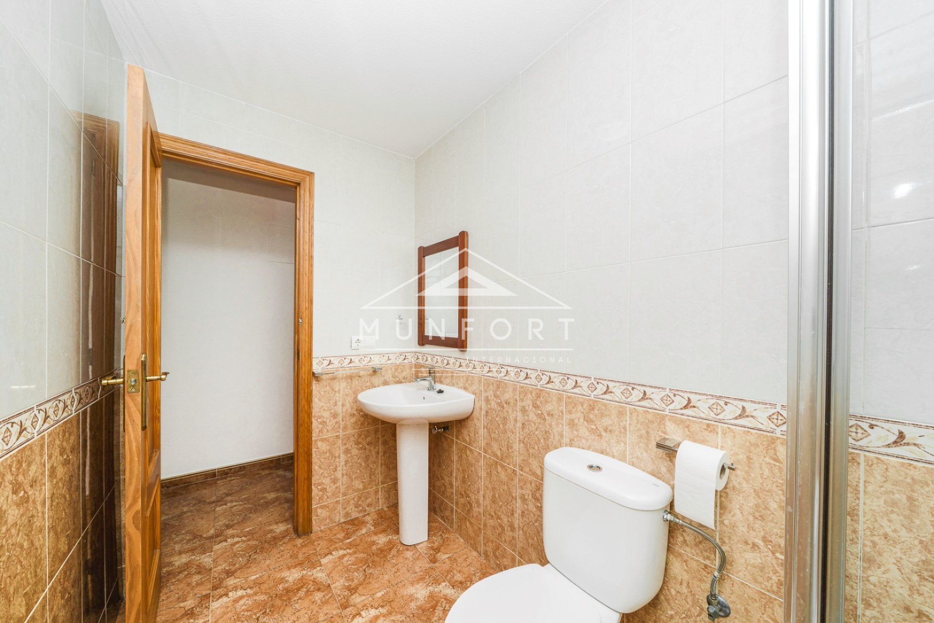 Återförsäljning - Lägenheter -
Torrevieja - Centro - Torrevieja