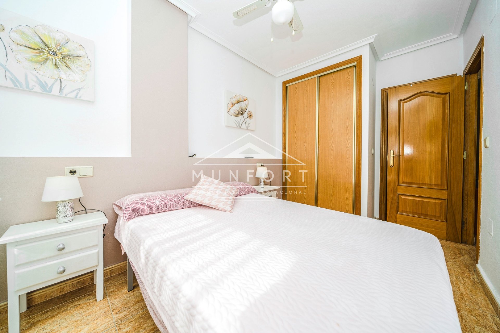 Återförsäljning - Lägenheter -
Torrevieja - Centro - Torrevieja