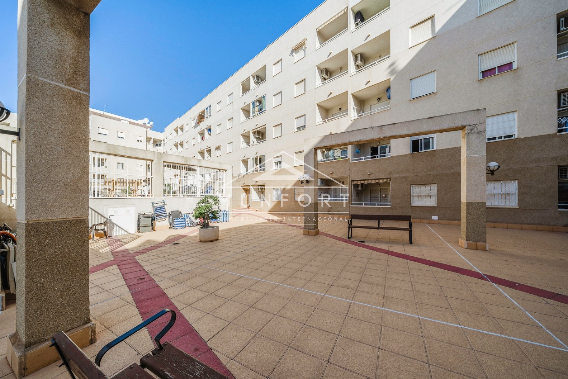 Återförsäljning - Lägenheter -
Torrevieja - Centro - Torrevieja