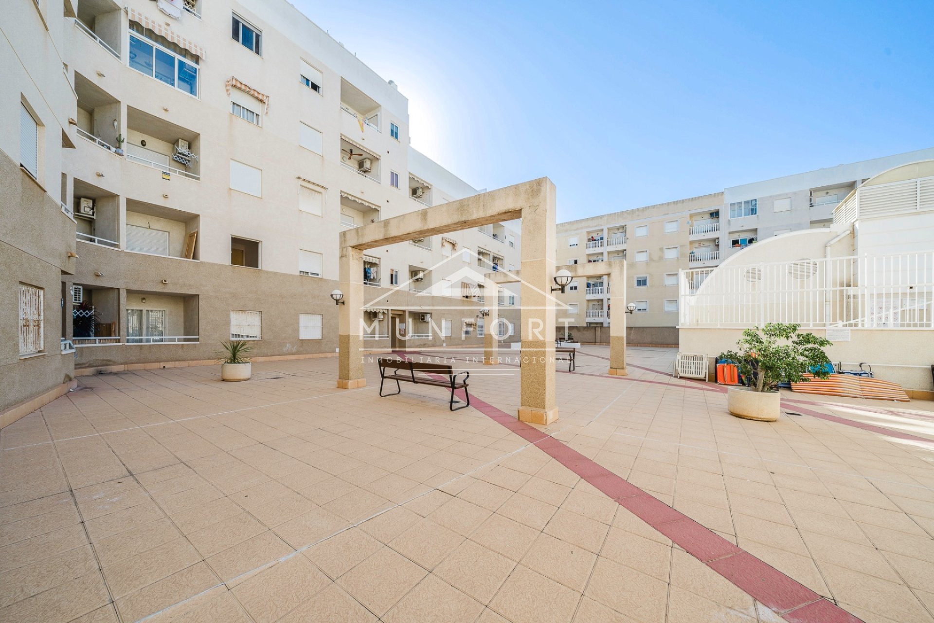 Återförsäljning - Lägenheter -
Torrevieja - Centro - Torrevieja
