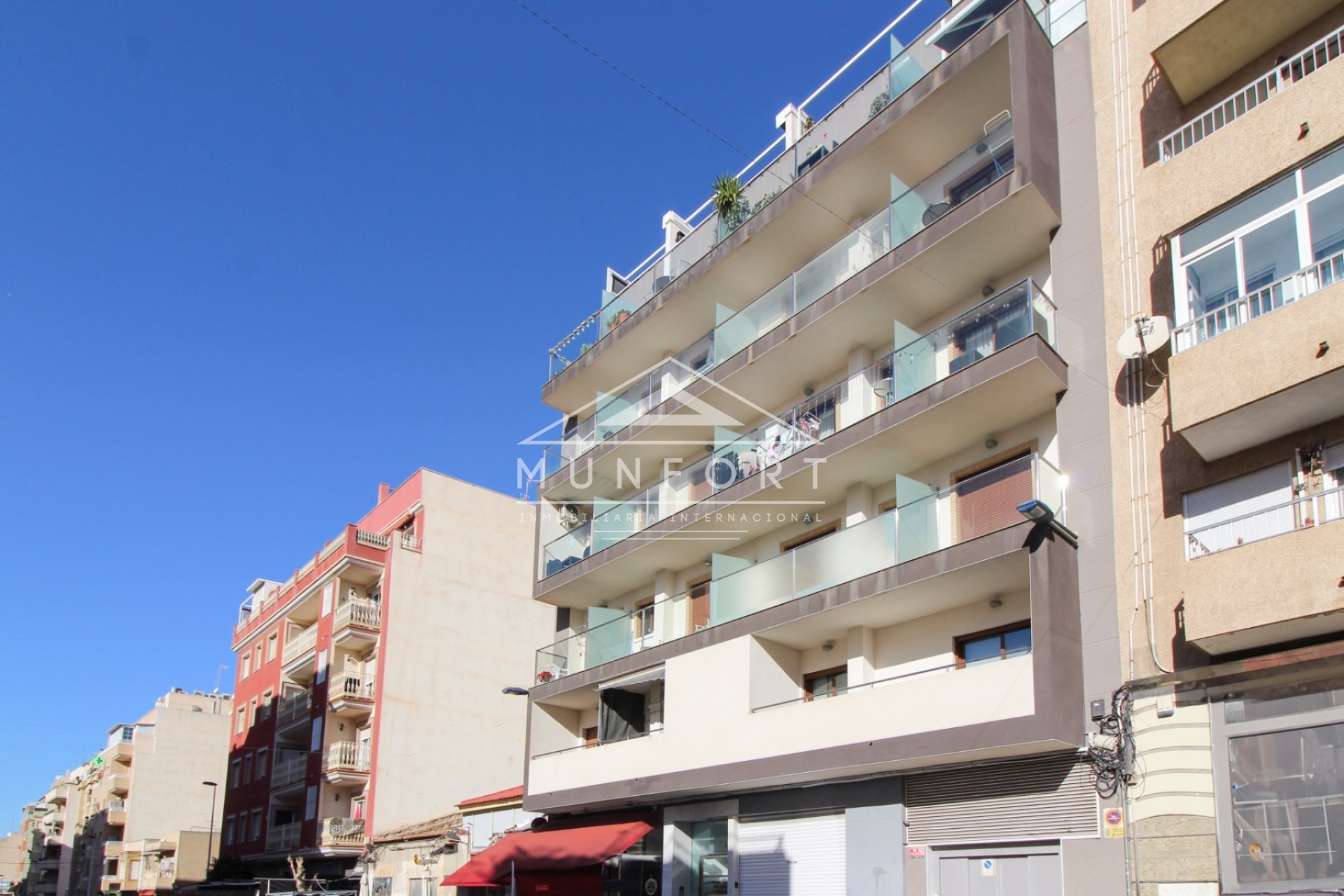 Återförsäljning - Lägenheter -
Torrevieja - Centro - Torrevieja