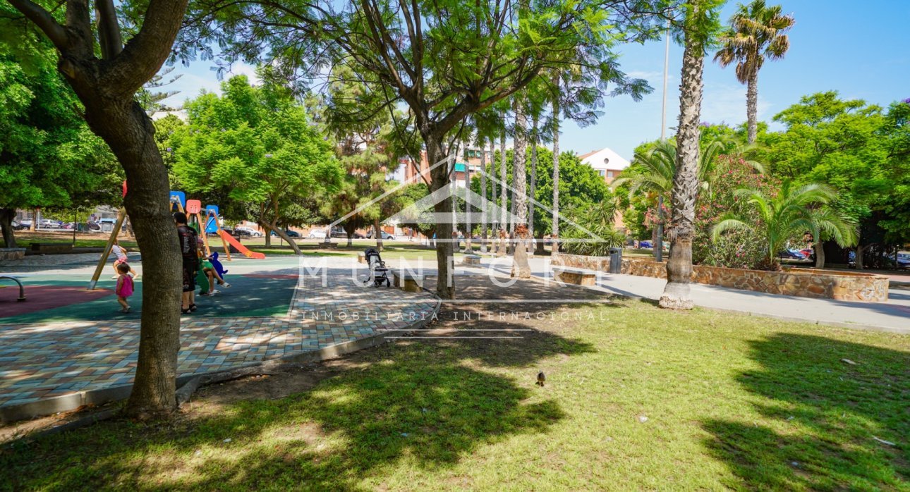 Återförsäljning - Lägenheter -
Torrevieja - El Acequión - Torrevieja