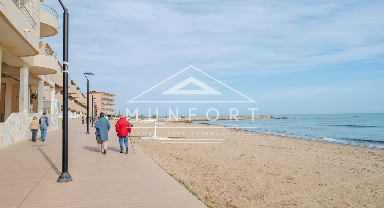 Återförsäljning - Lägenheter -
Torrevieja - La Mata - Torrevieja