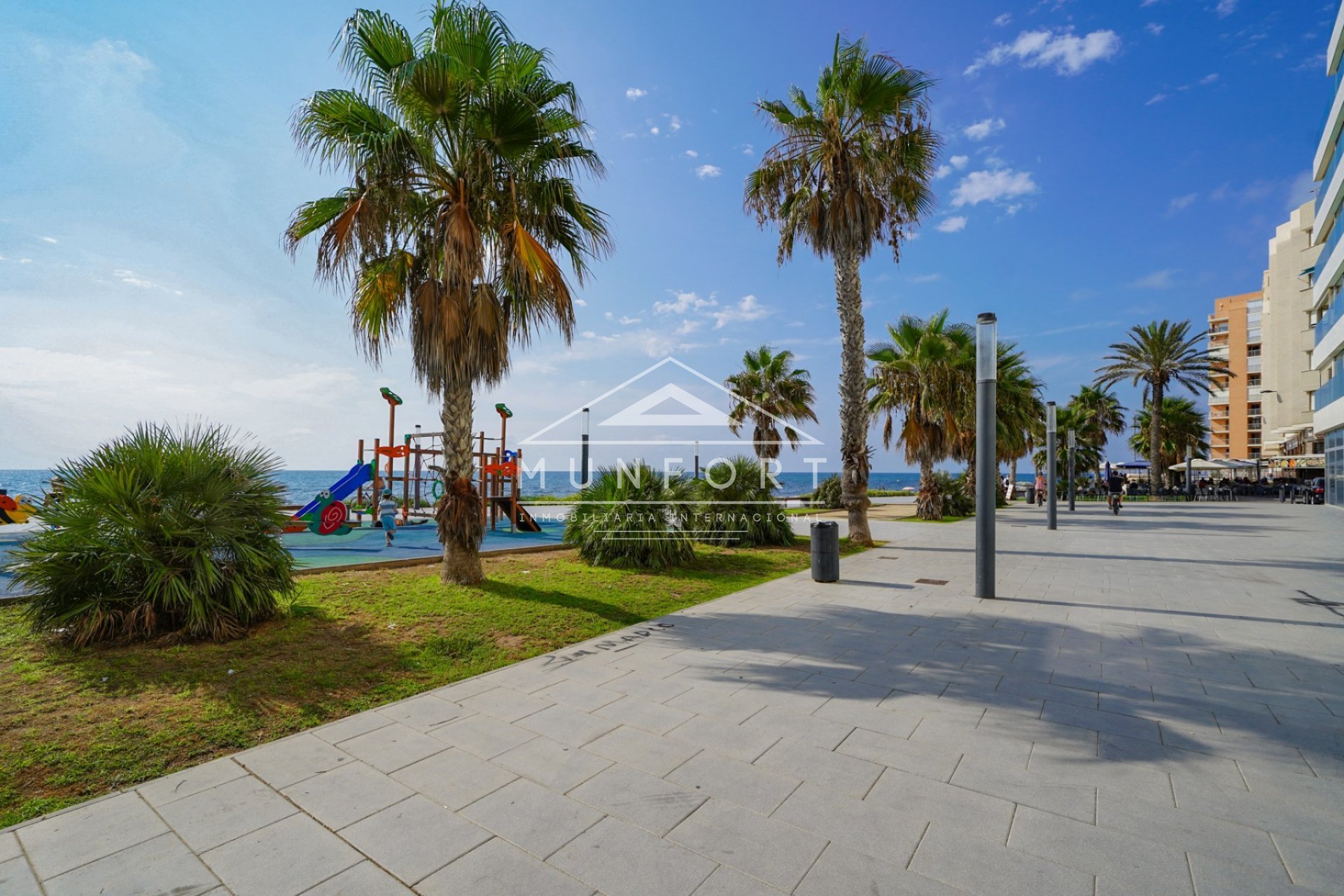 Återförsäljning - Lägenheter -
Torrevieja - Playa de los Locos - Torrevieja