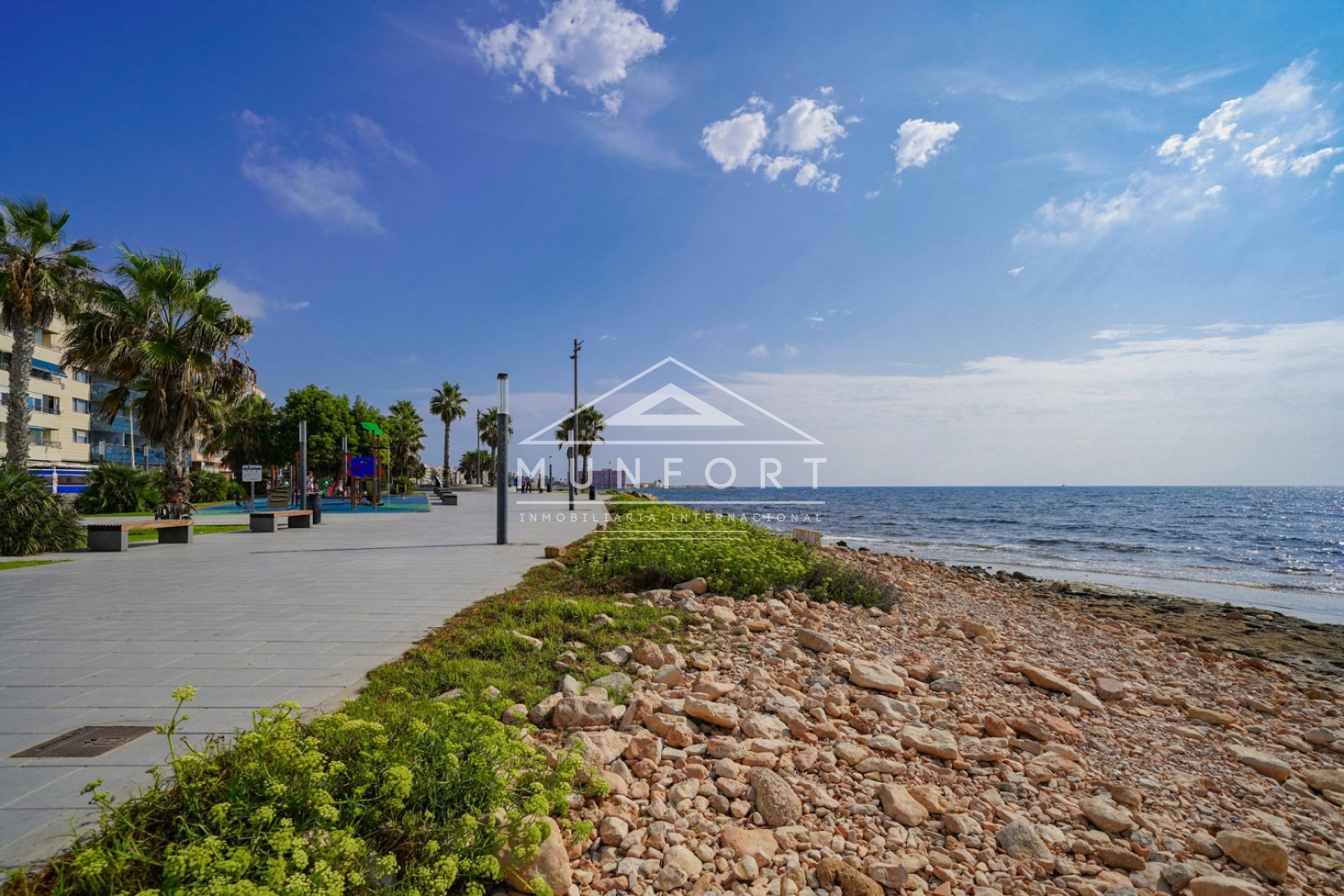 Återförsäljning - Lägenheter -
Torrevieja - Playa de los Locos - Torrevieja