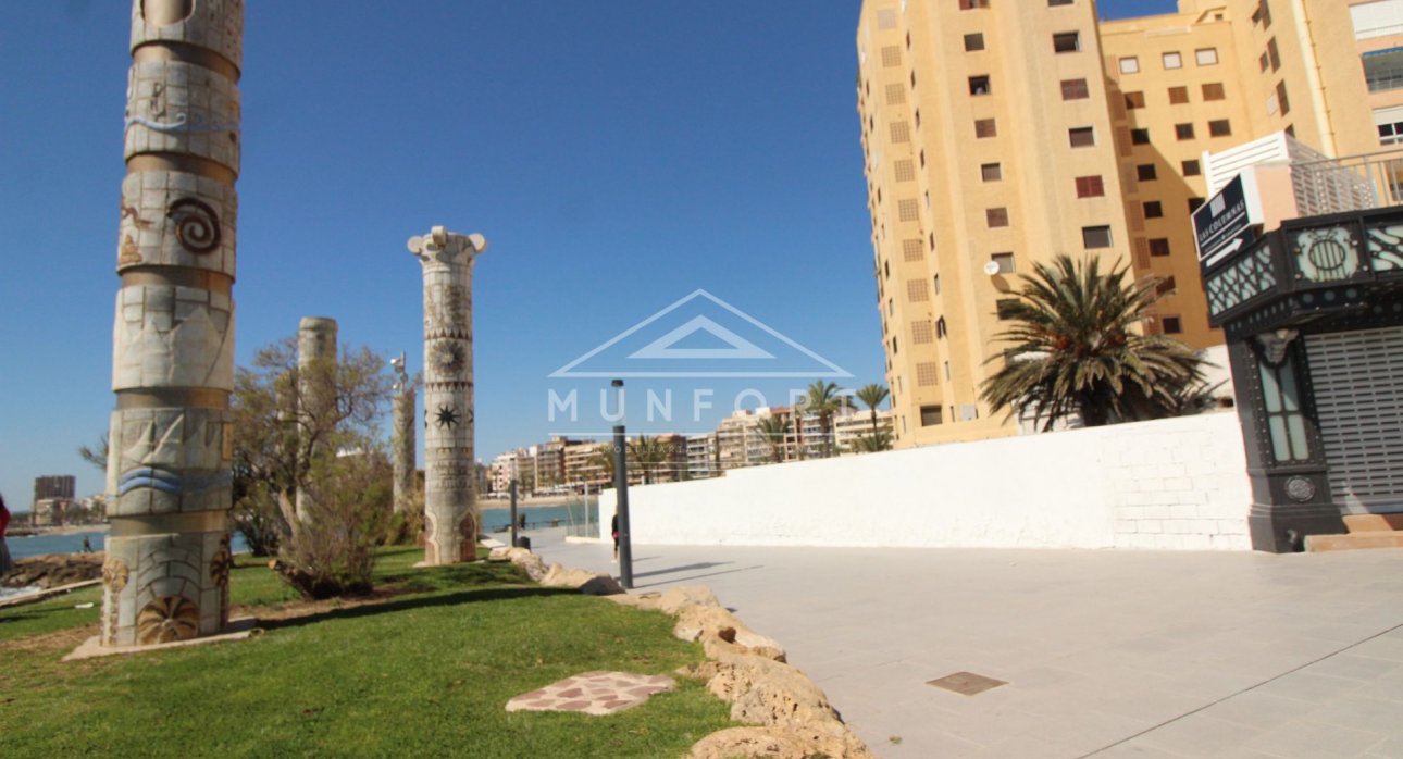 Återförsäljning - Lägenheter -
Torrevieja - Playa del Cura