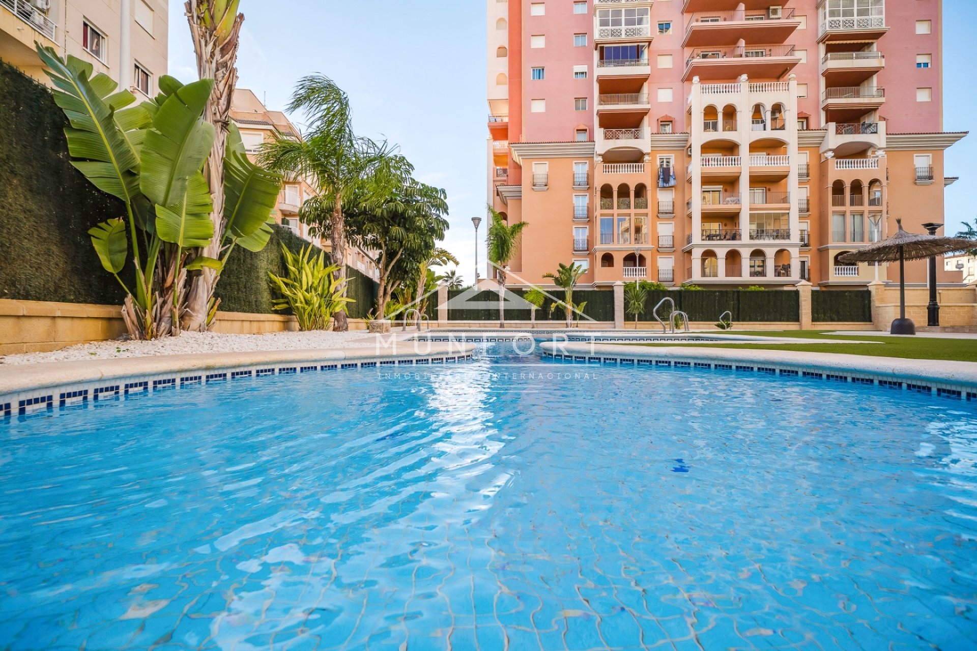 Återförsäljning - Lägenheter -
Torrevieja