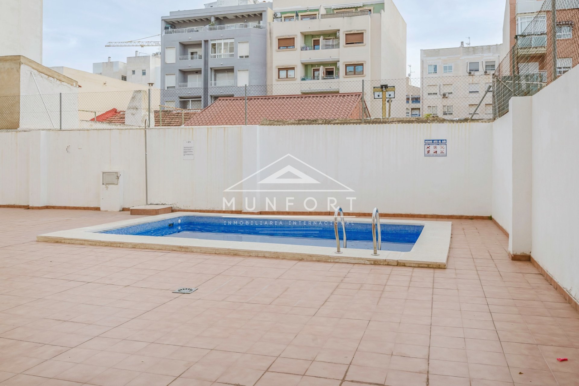 Återförsäljning - Lägenheter -
Torrevieja