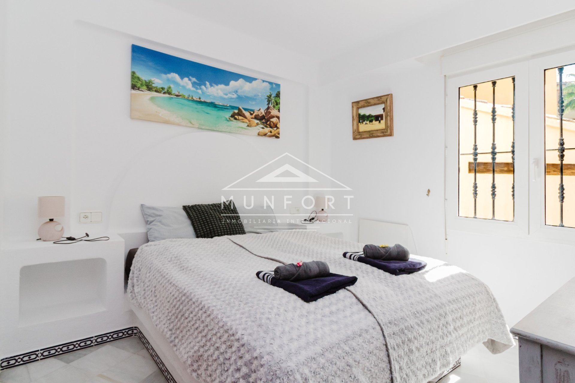 Återförsäljning - Lägenheter -
Torrevieja