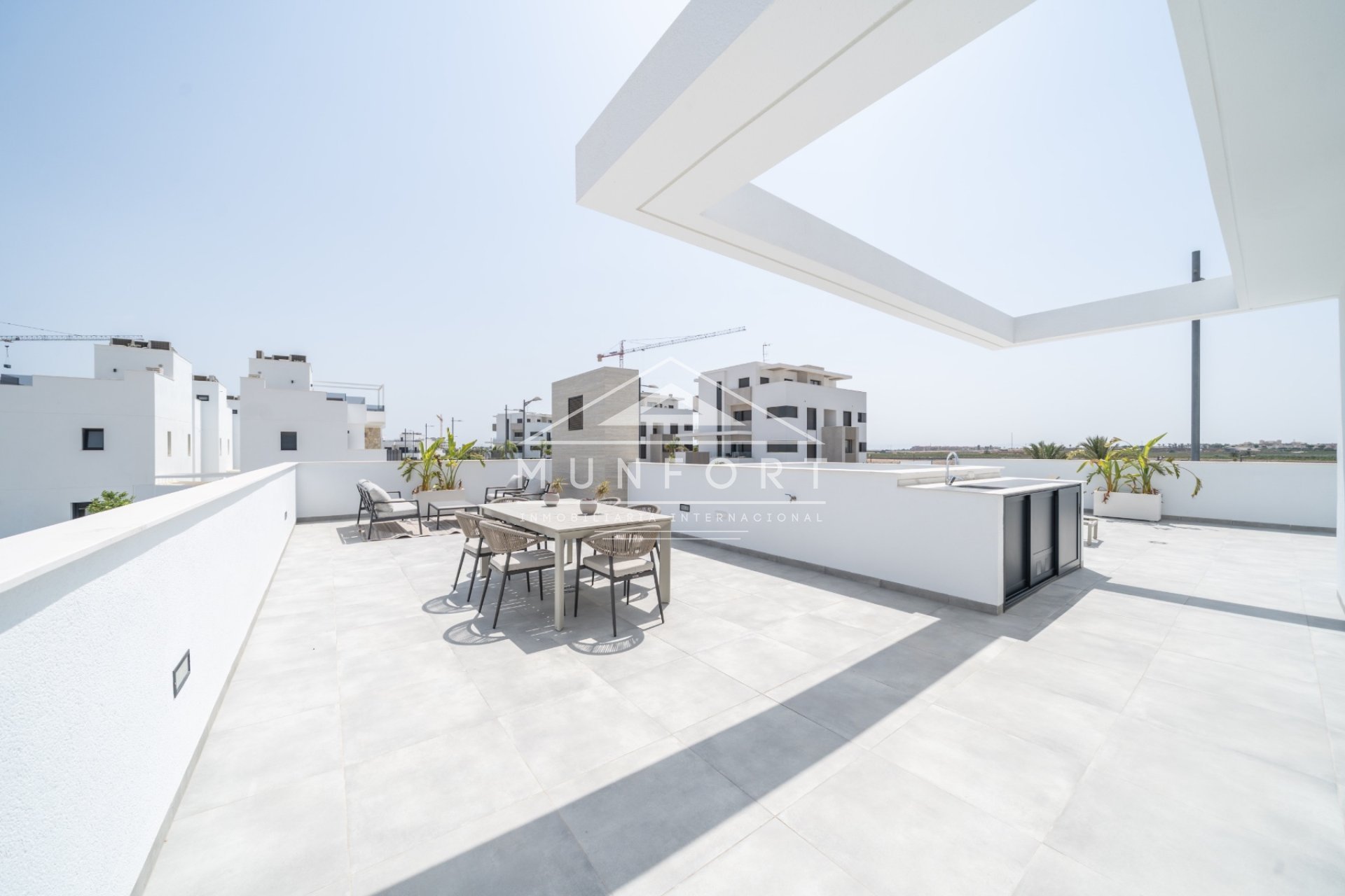 Återförsäljning - Lyxvillor -
Alcázares, Los - Los Alc&aacute;zares