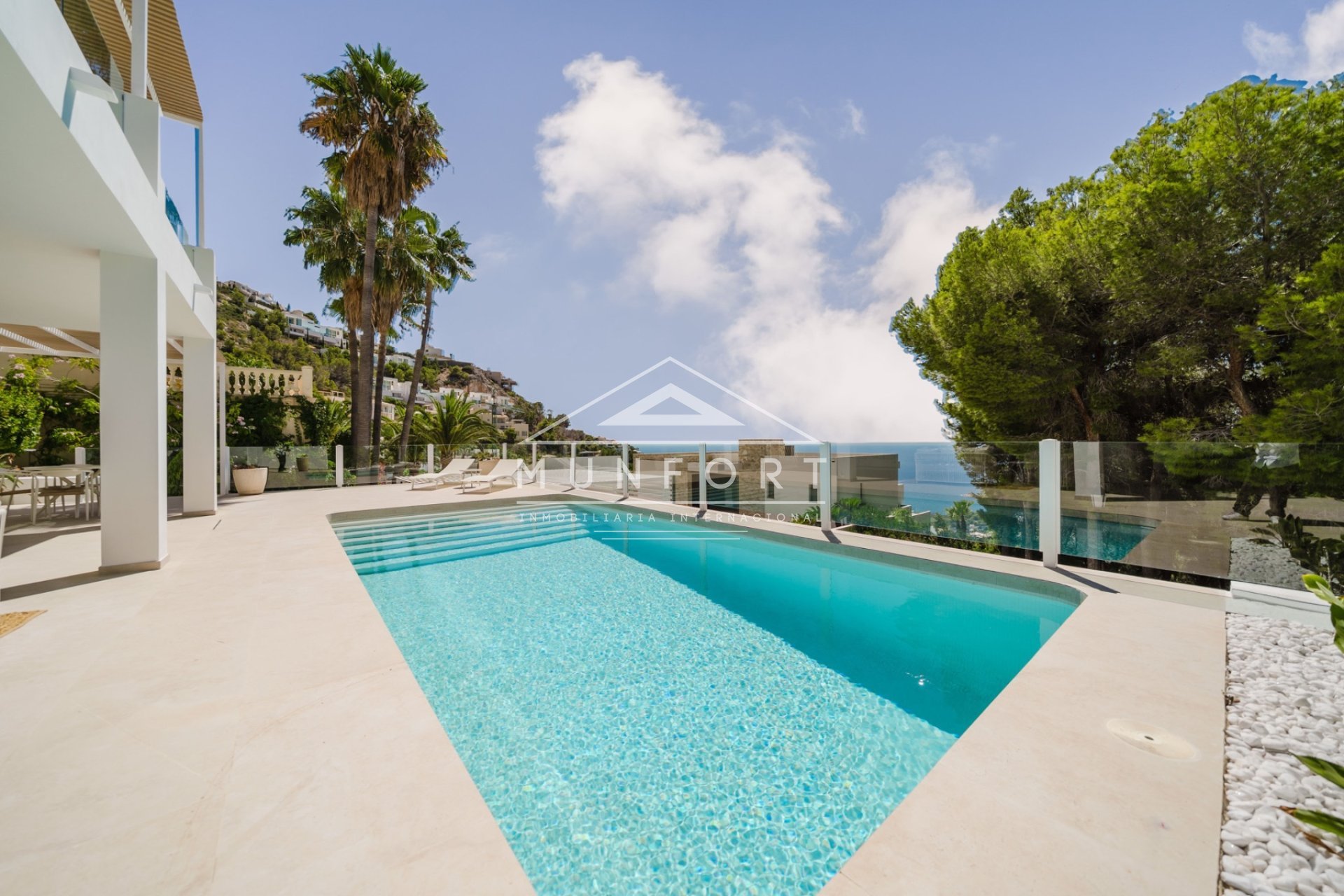 Återförsäljning - Lyxvillor -
Altea - Altea Hills