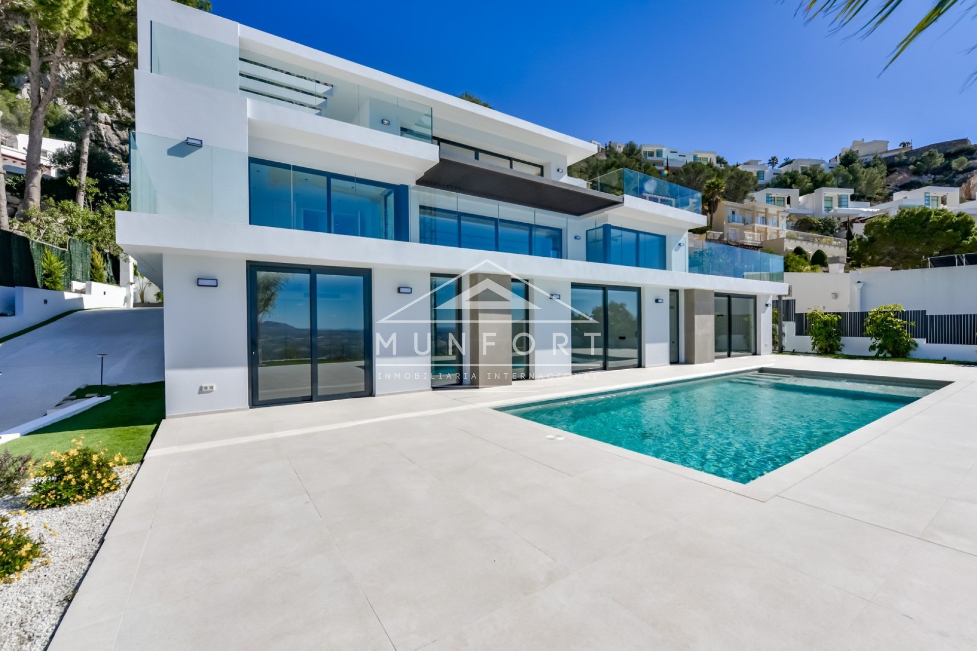 Återförsäljning - Lyxvillor -
Altea - Altea Hills