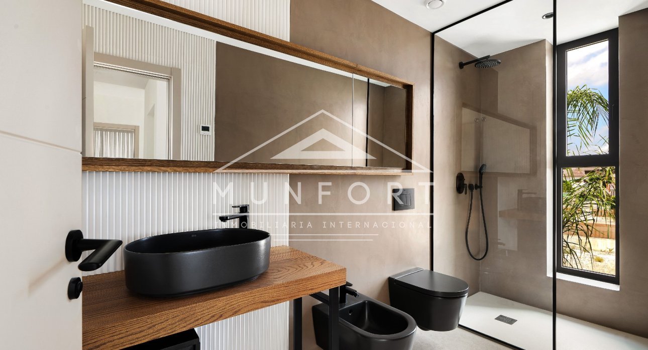 Återförsäljning - Lyxvillor -
Benidorm