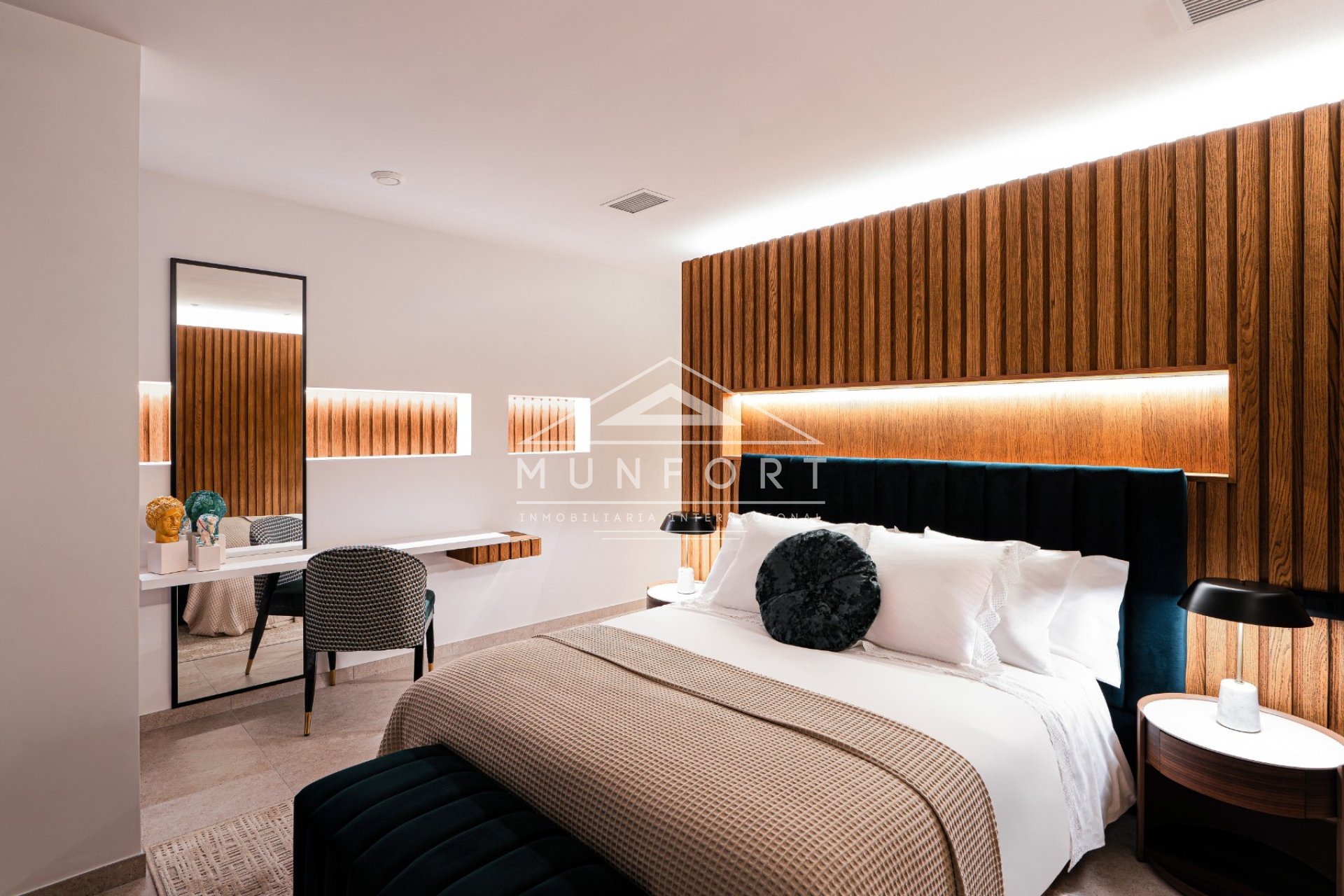 Återförsäljning - Lyxvillor -
Benidorm