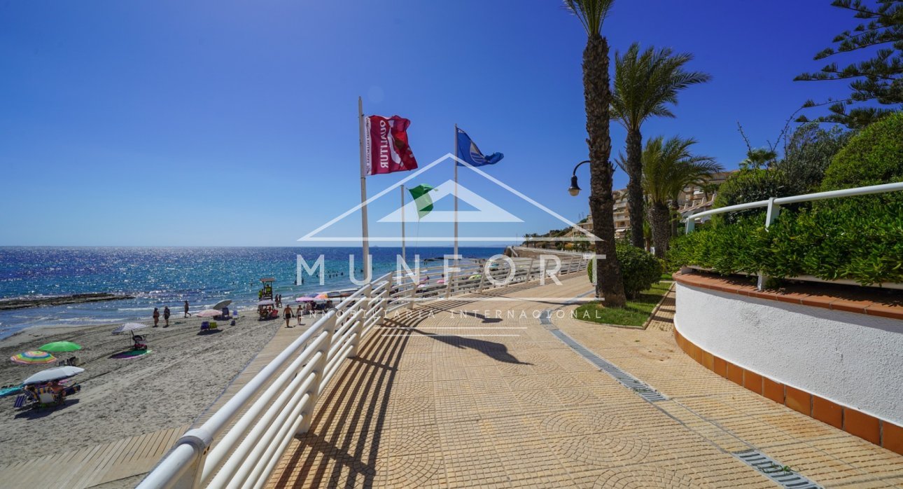 Återförsäljning - Lyxvillor -
Orihuela Costa - Aguamarina