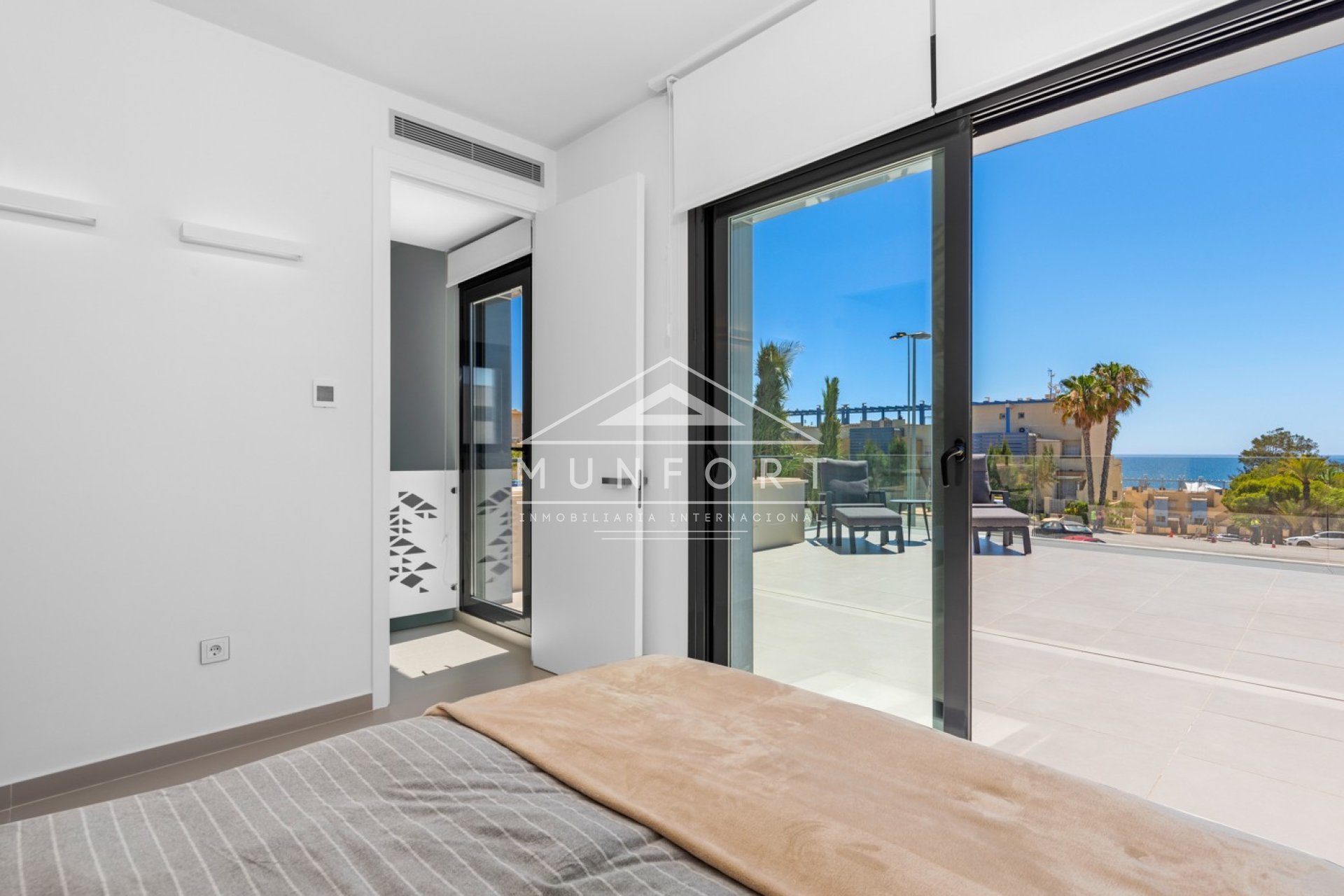 Återförsäljning - Lyxvillor -
Orihuela Costa - Aguamarina