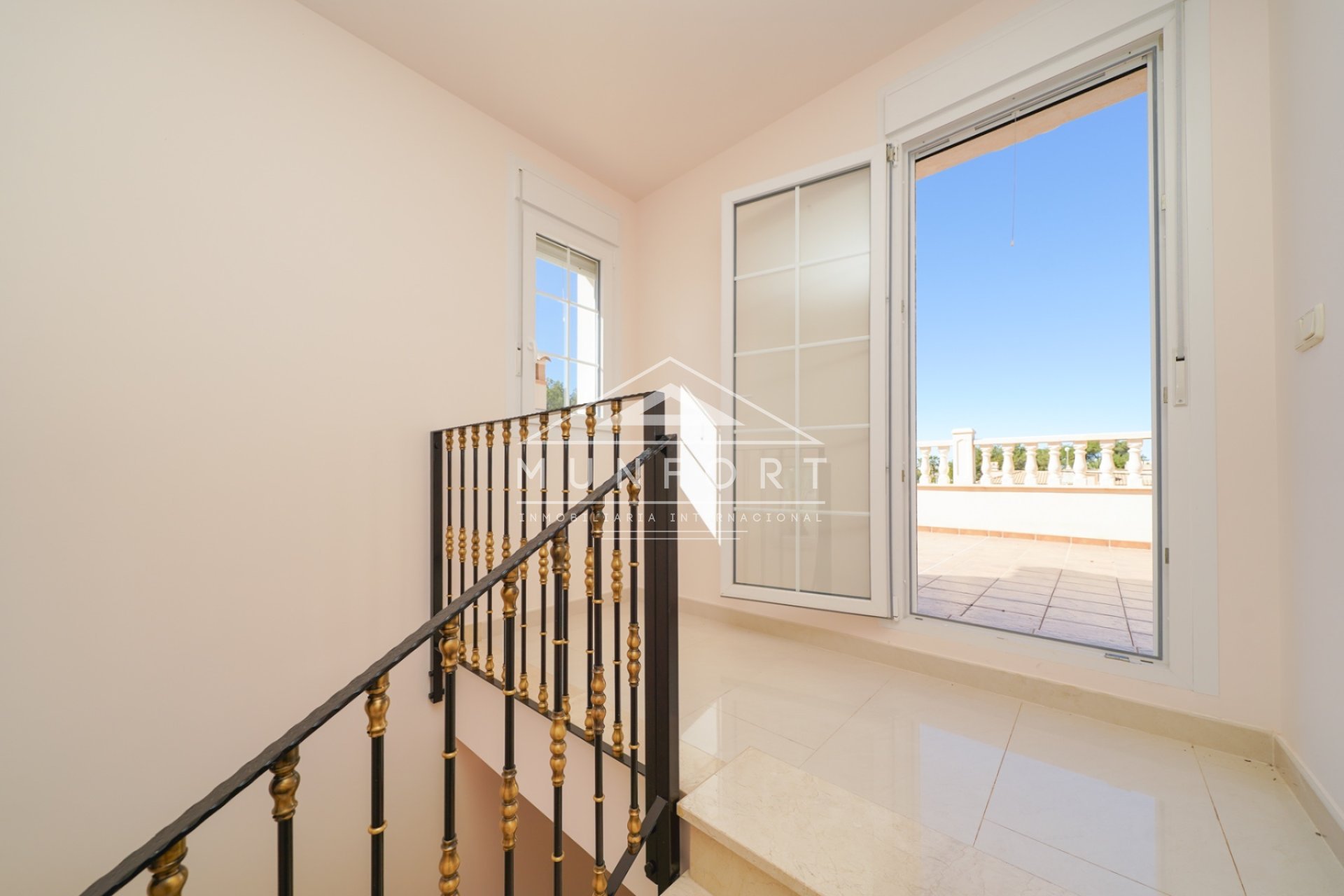 Återförsäljning - Lyxvillor -
Orihuela Costa - Cabo Roig