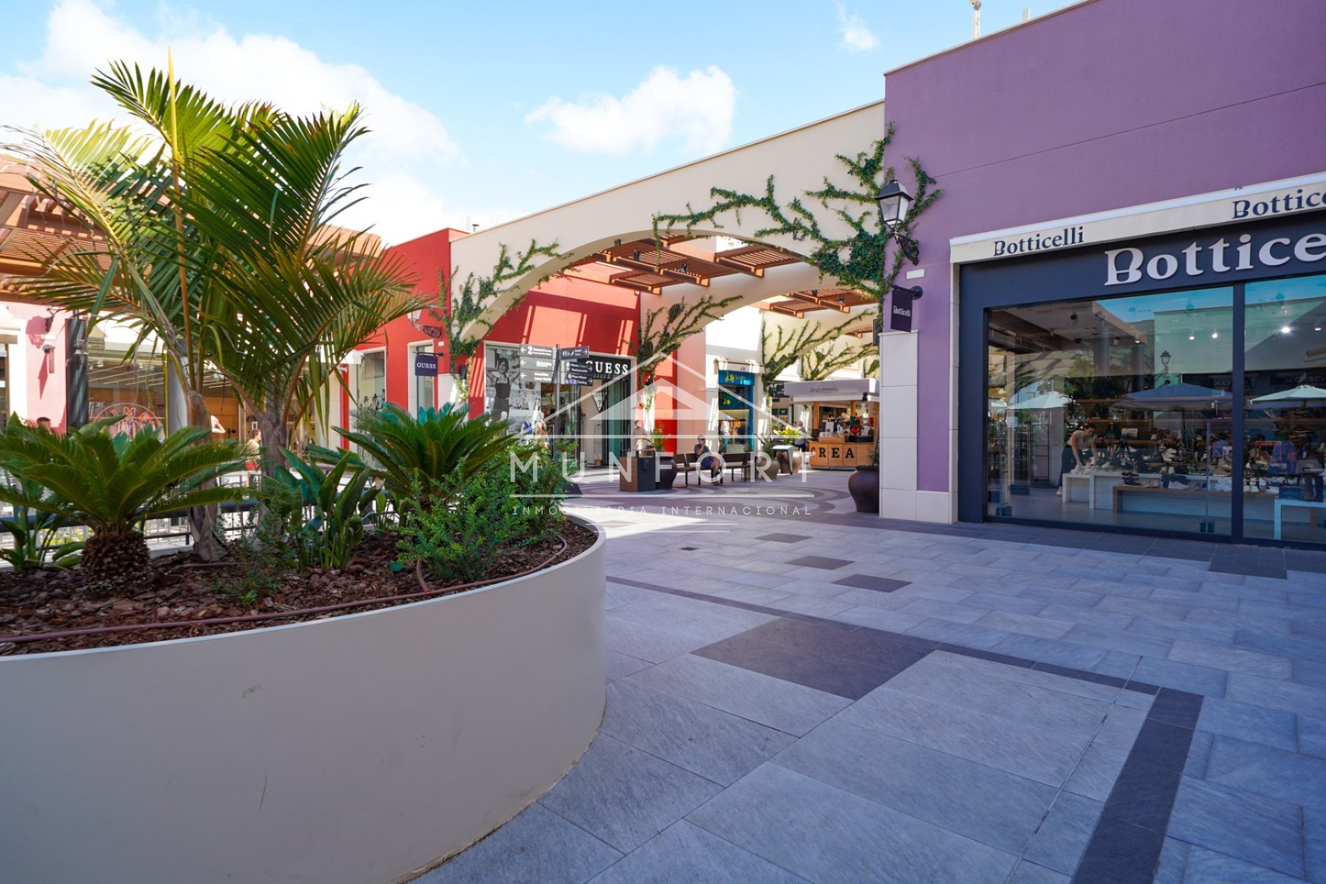 Återförsäljning - Lyxvillor -
Orihuela Costa - La Zenia