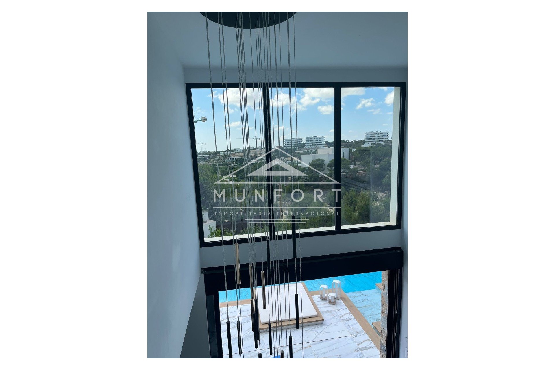 Återförsäljning - Lyxvillor -
Orihuela Costa - Las Colinas Golf