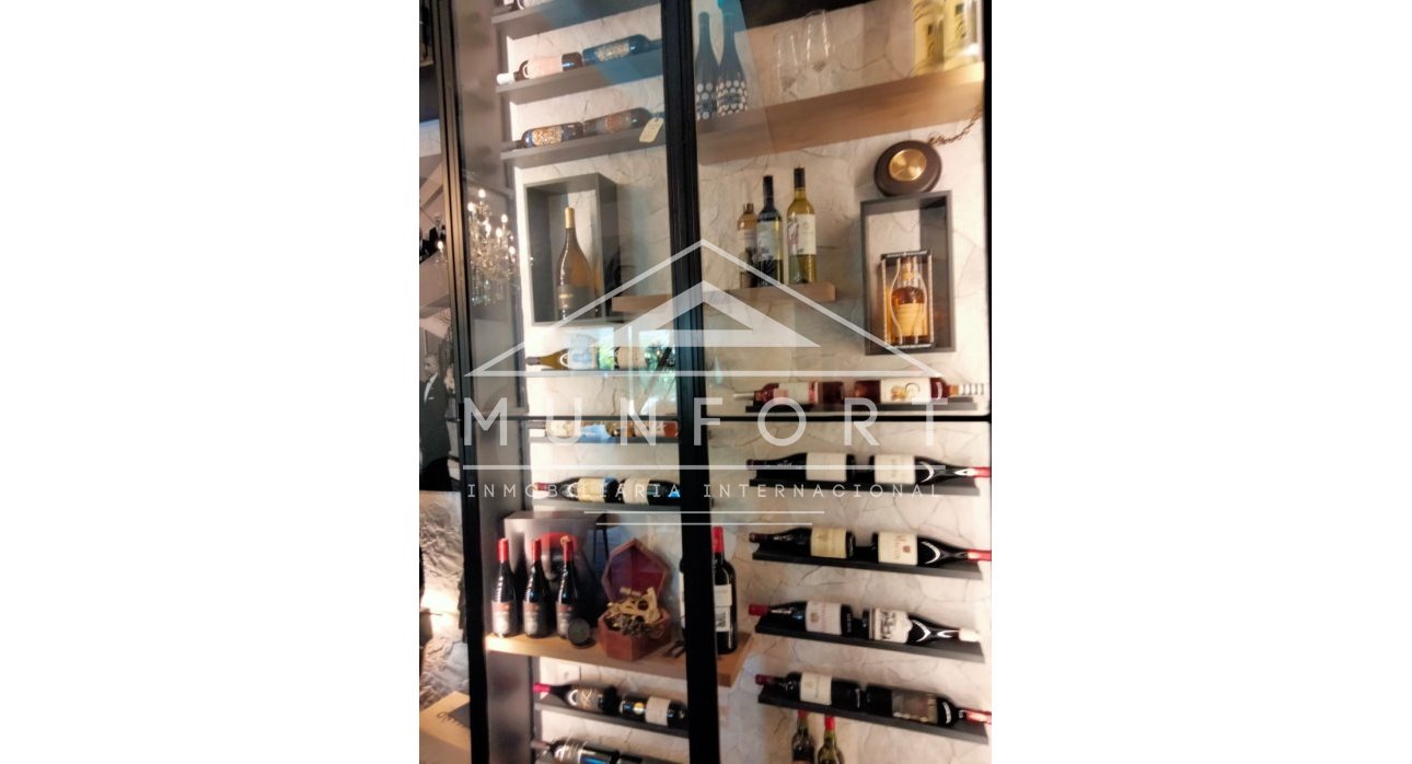 Återförsäljning - Lyxvillor -
Orihuela Costa - Las Colinas Golf