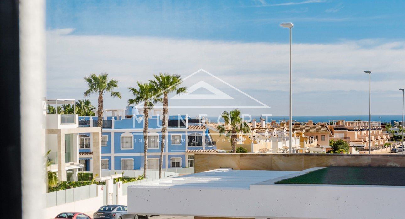 Återförsäljning - Lyxvillor -
Orihuela Costa - Lomas de Cabo Roig