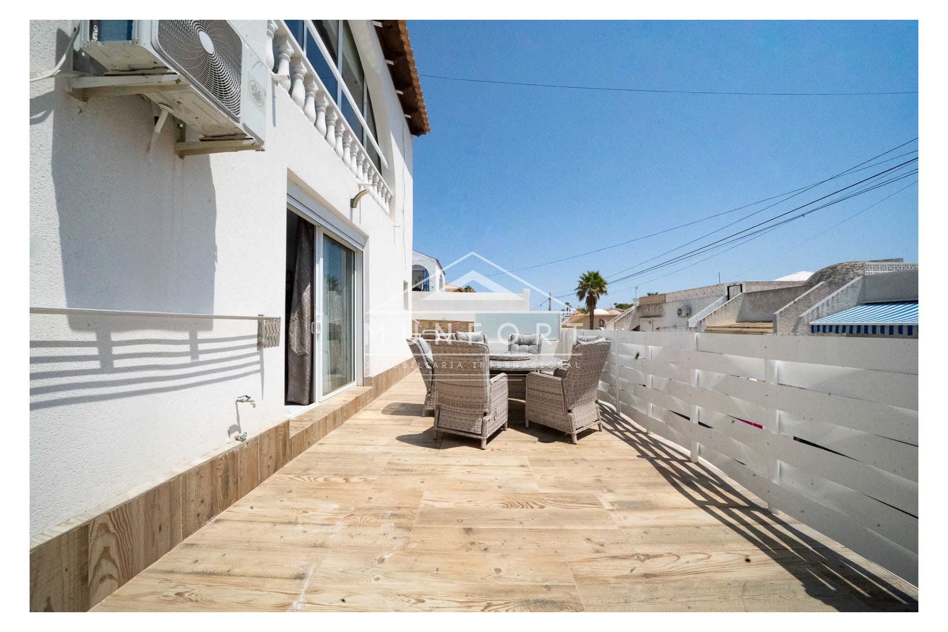 Återförsäljning - Lyxvillor -
Orihuela Costa - Villamartín