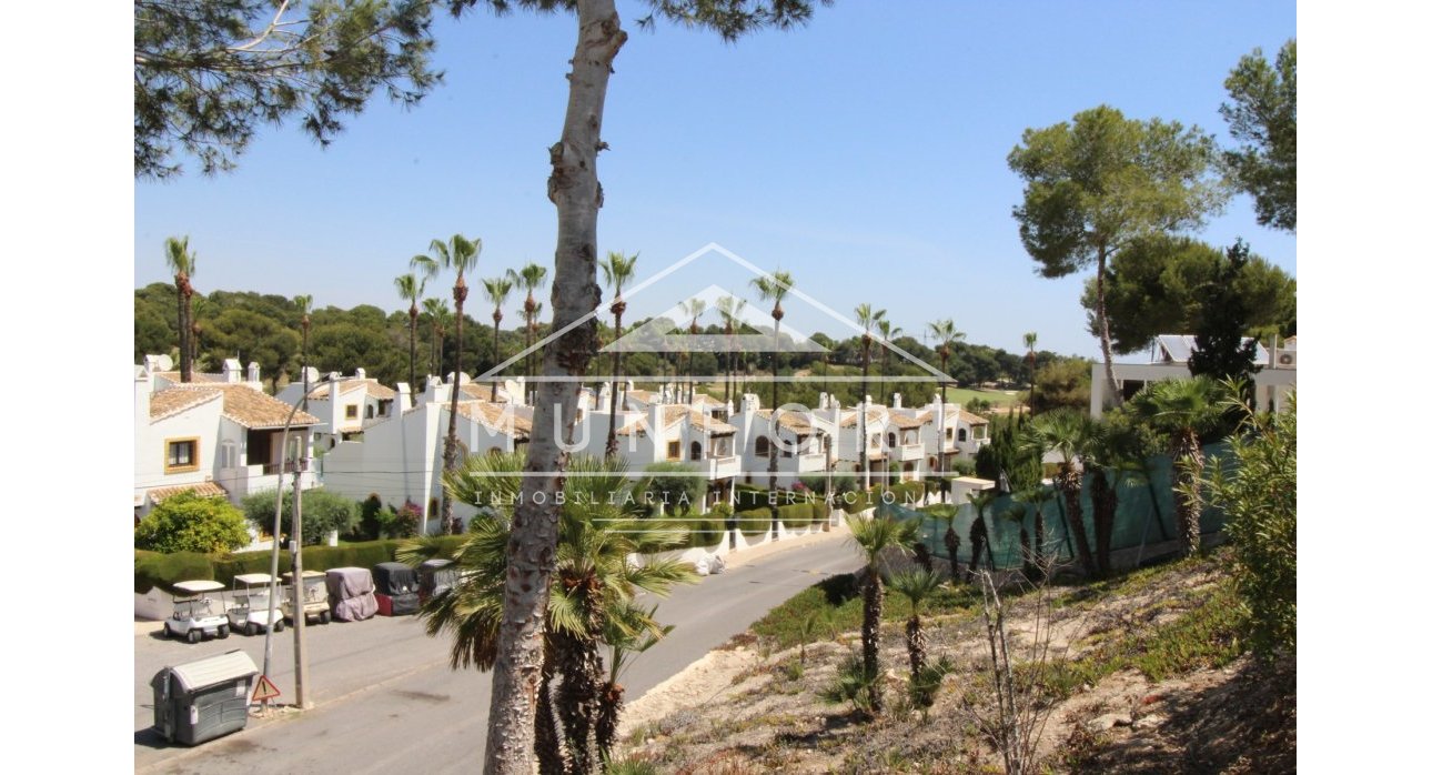 Återförsäljning - Lyxvillor -
Orihuela Costa - Villamartin