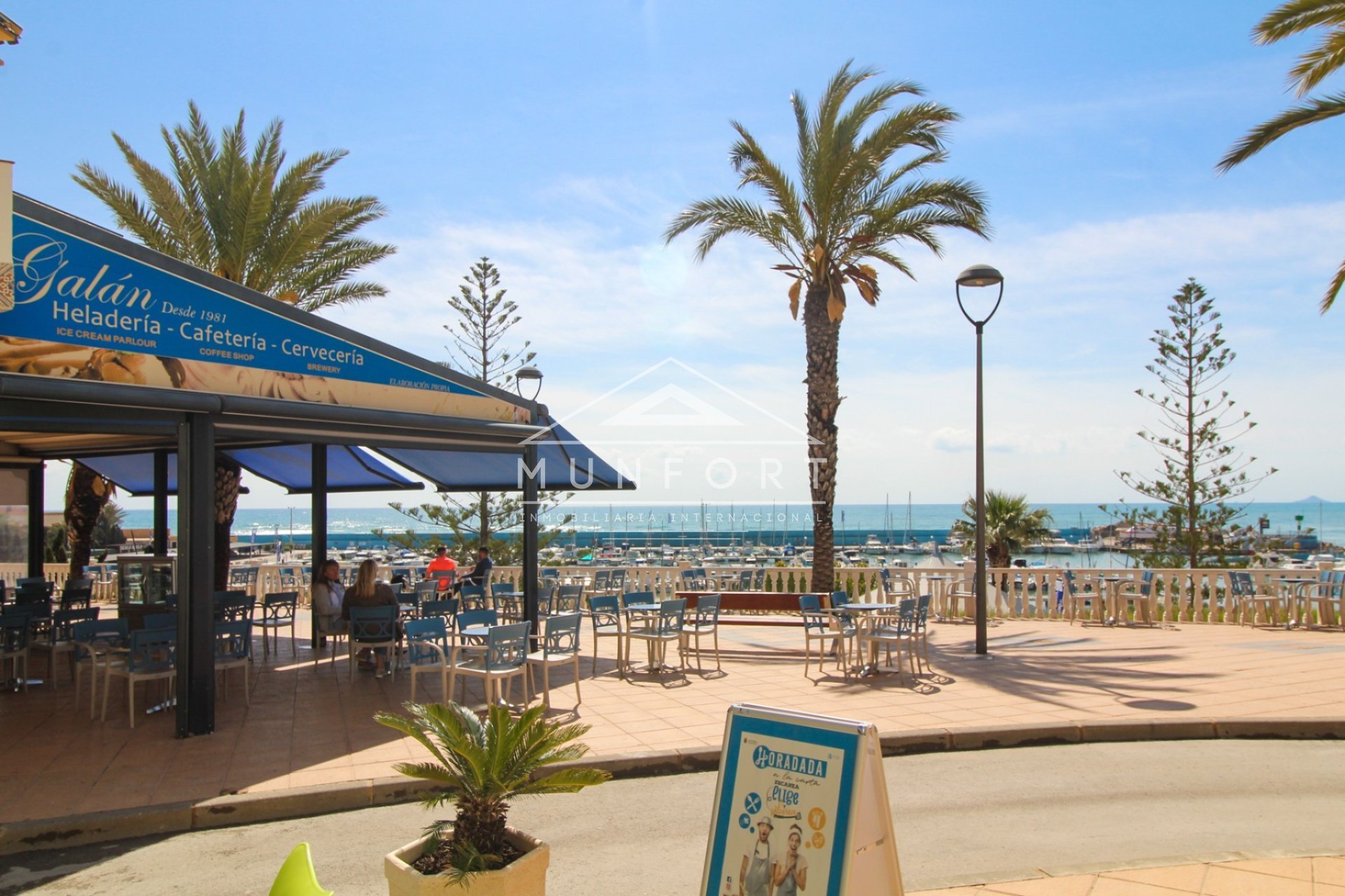 Återförsäljning - Lyxvillor -
Pilar de la Horadada - Torre de la Horadada