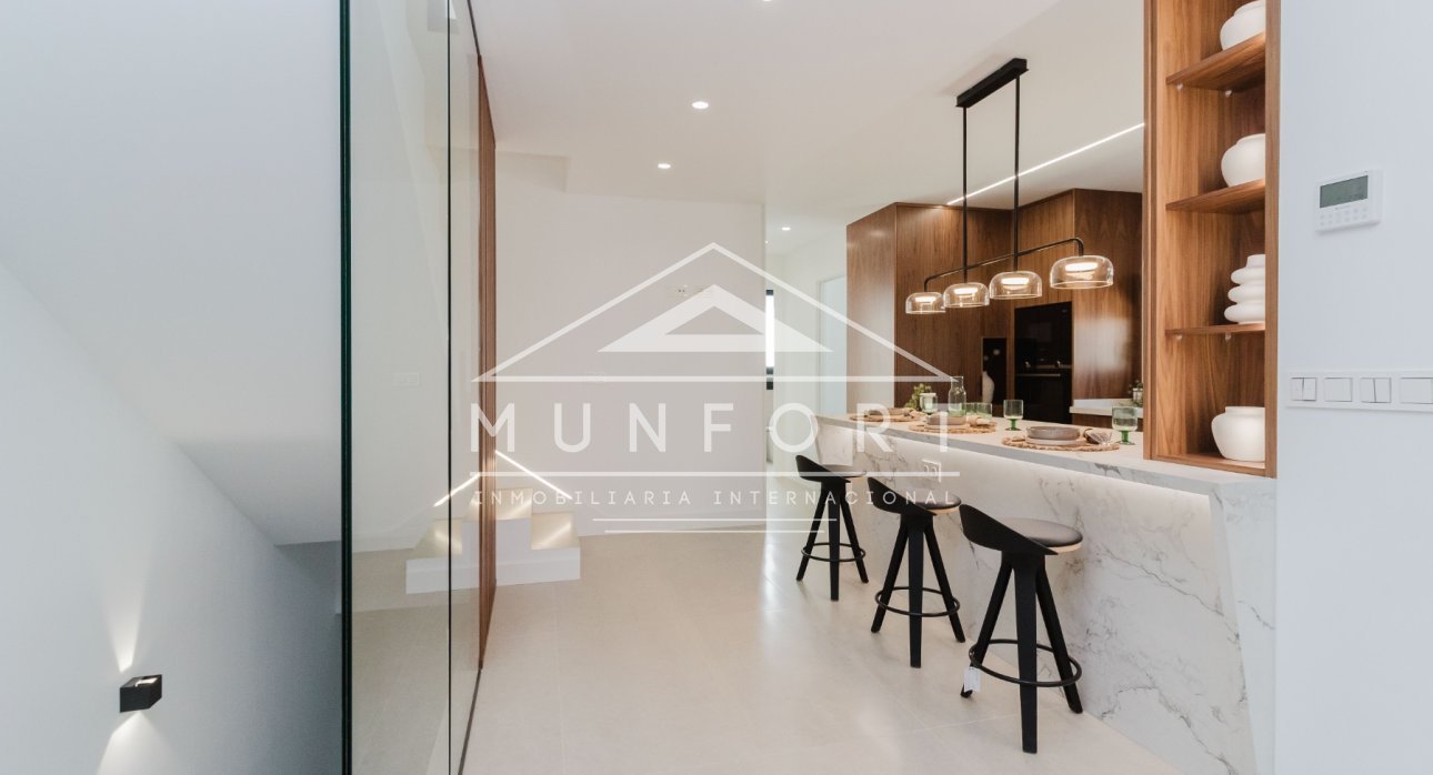 Återförsäljning - Lyxvillor -
Torre-Pacheco - Santa Rosal&iacute;a Lake and Life Resort