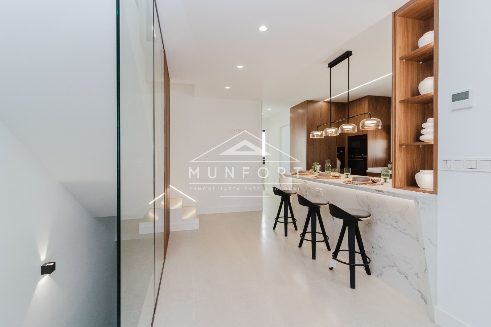 Återförsäljning - Lyxvillor -
Torre-Pacheco - Santa Rosal&iacute;a Lake and Life Resort