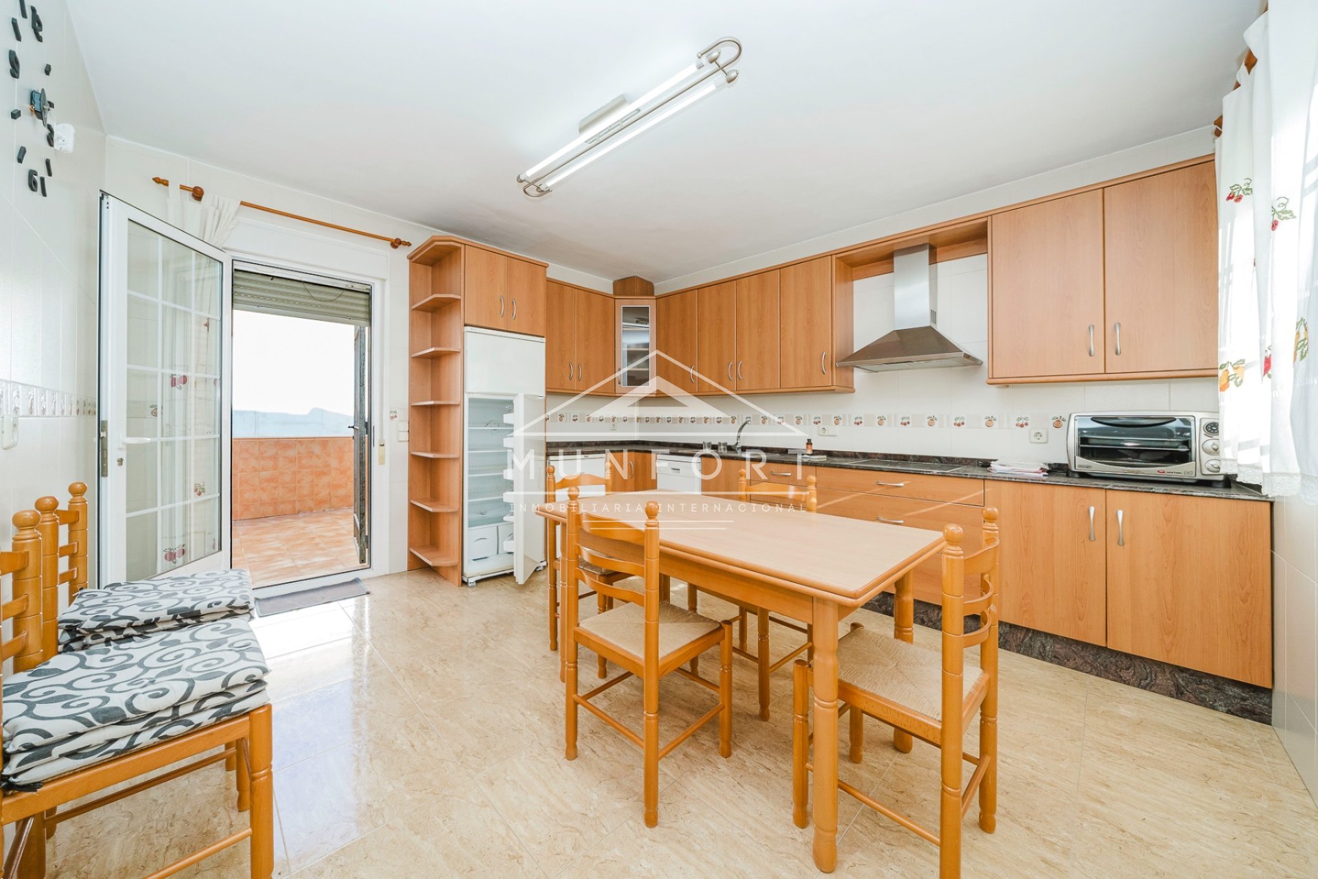 Återförsäljning - Radhus -
Balsicas