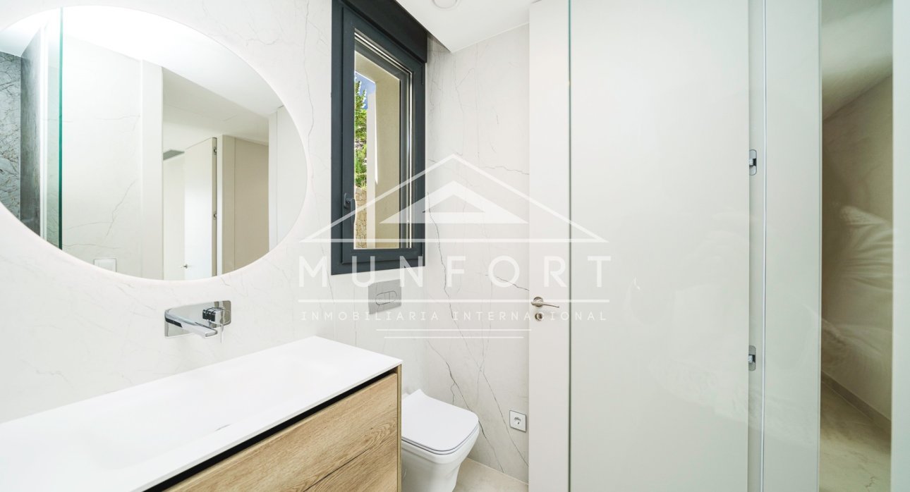 Återförsäljning - Radhus -
Benidorm