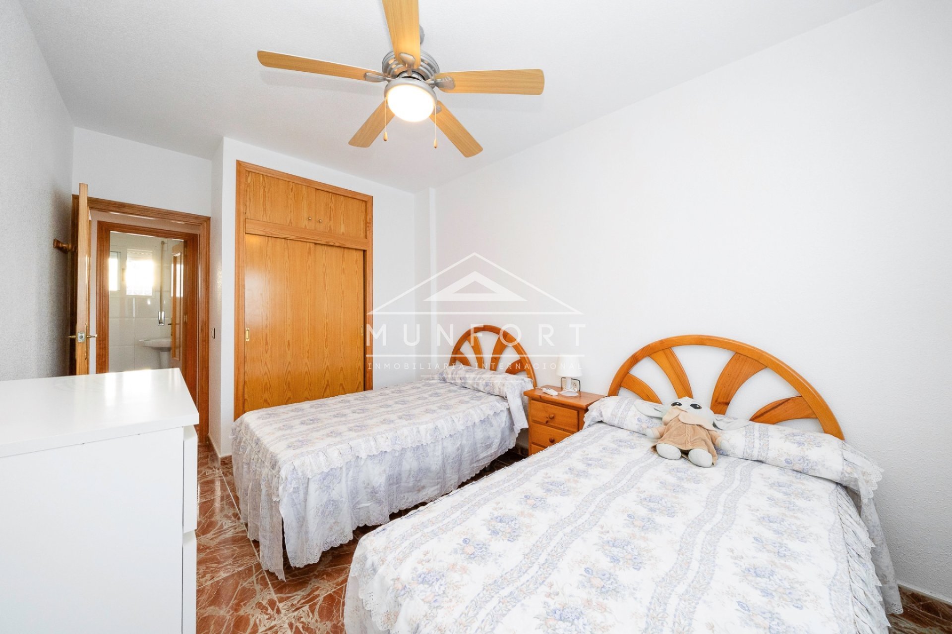 Återförsäljning - Radhus -
Los Urrutias - El Carmol&iacute;