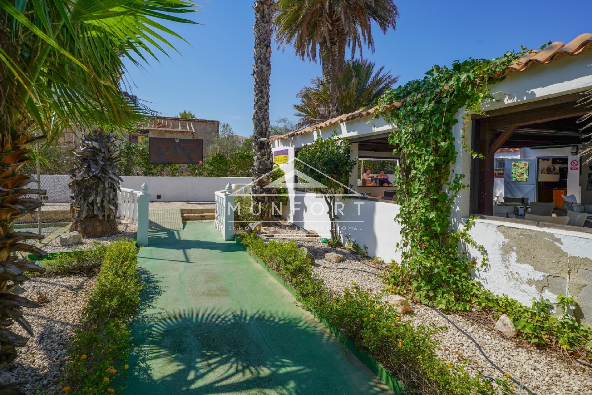 Återförsäljning - Radhus -
Orihuela Costa - La Regia