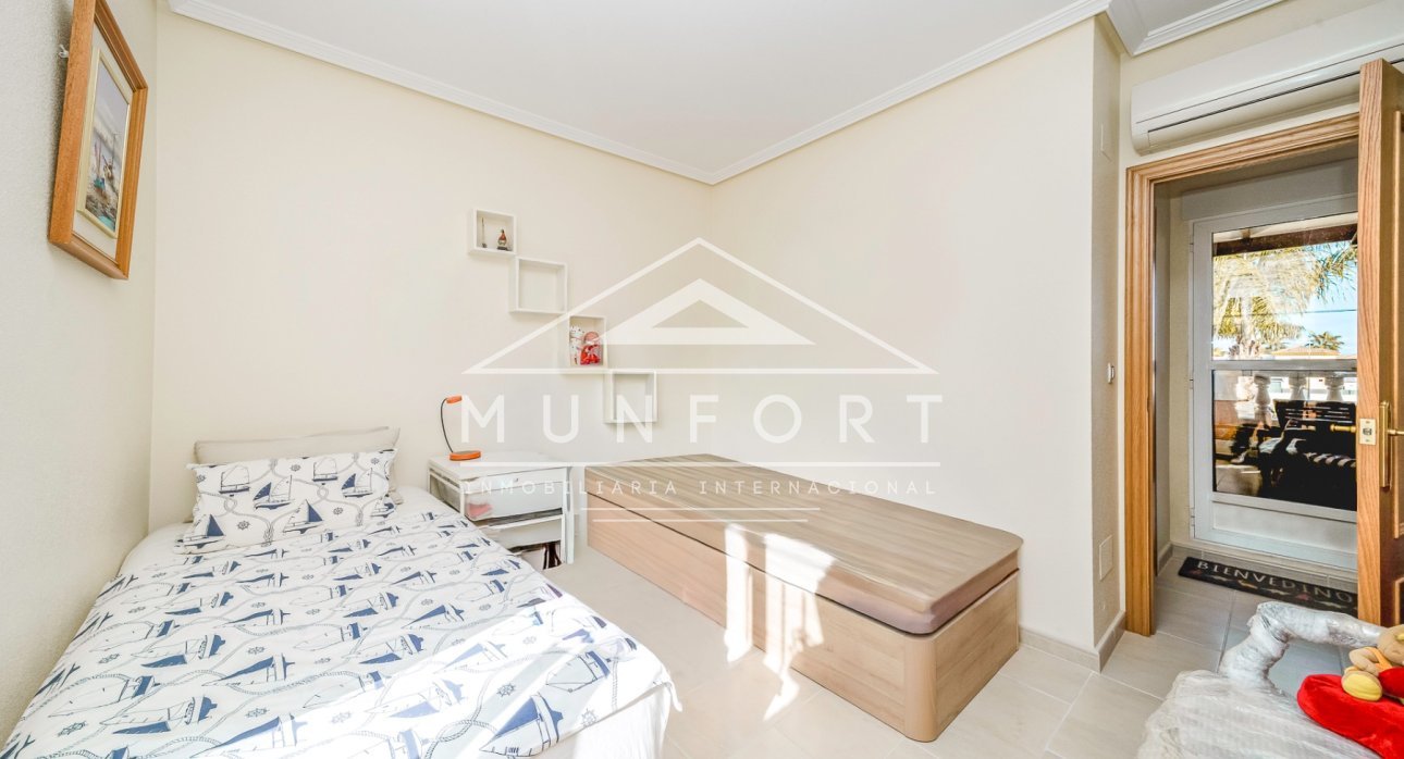 Återförsäljning - Radhus -
Orihuela Costa - Villamartin