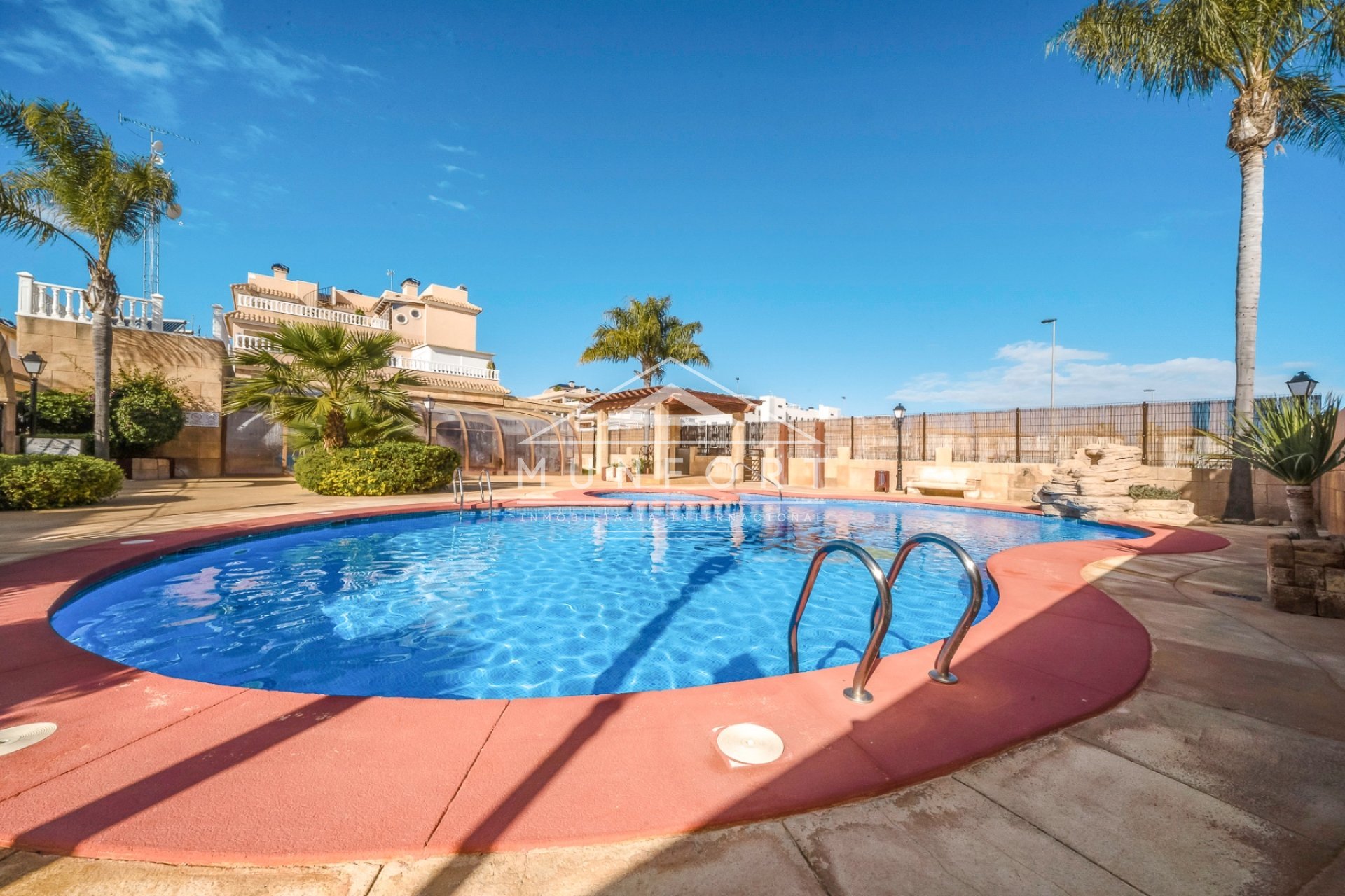 Återförsäljning - Radhus -
Orihuela Costa - Villamartin