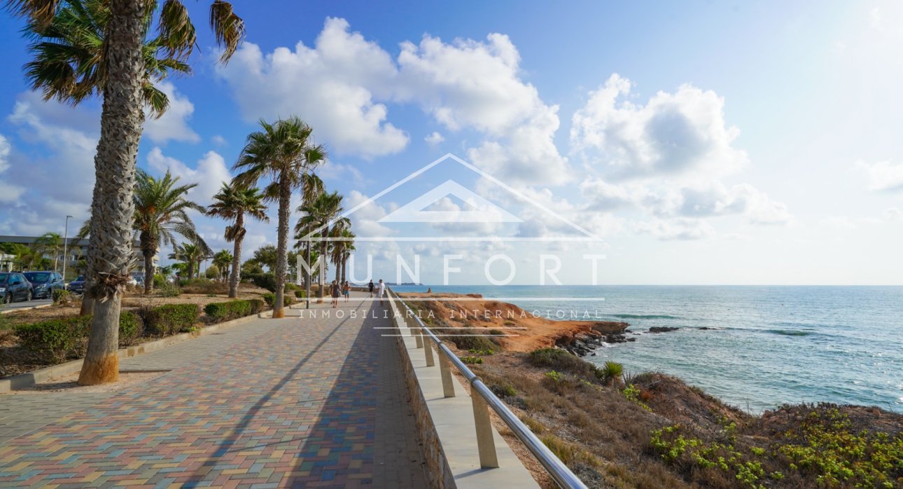 Återförsäljning - Radhus -
Pilar de la Horadada - Torre de la Horadada