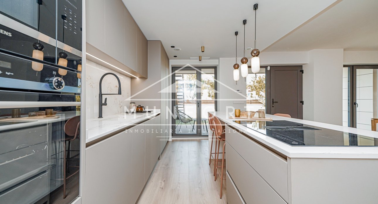 Återförsäljning - Radhus -
Pilar de la Horadada