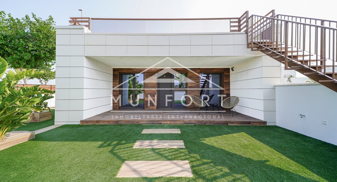 Återförsäljning - Radhus -
Pilar de la Horadada