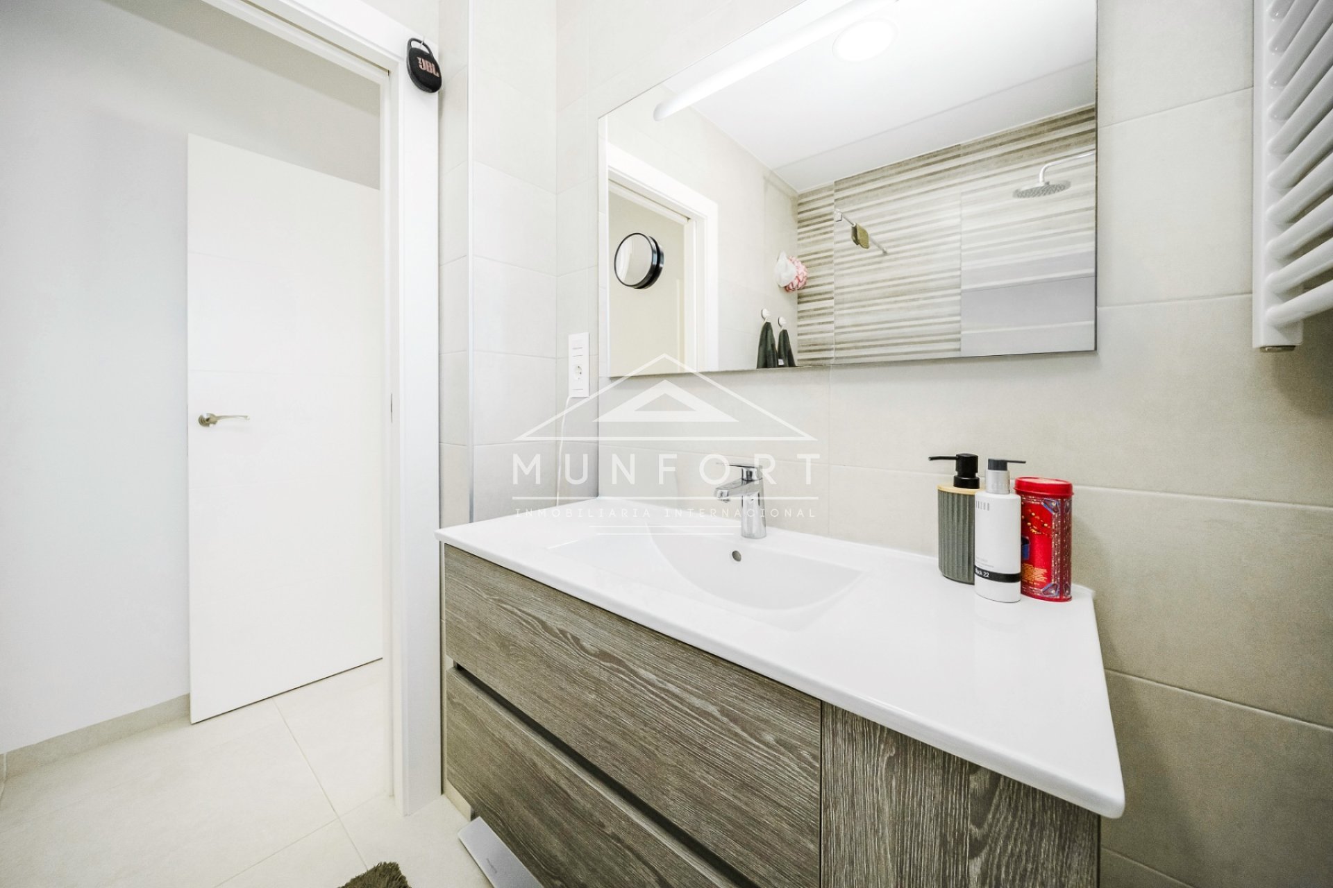 Återförsäljning - Radhus -
Pilar de la Horadada