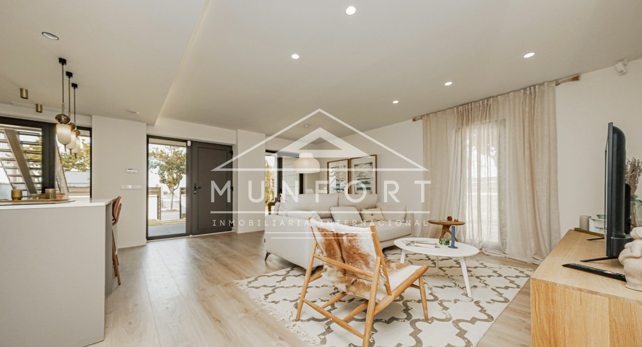 Återförsäljning - Radhus -
Pilar de la Horadada