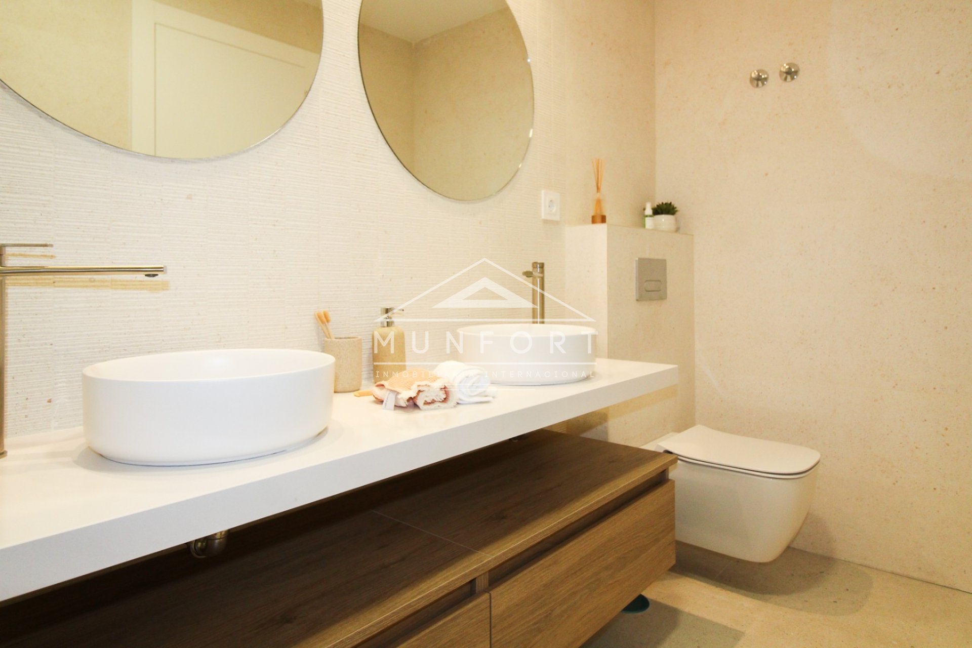 Återförsäljning - Radhus -
Pilar de la Horadada