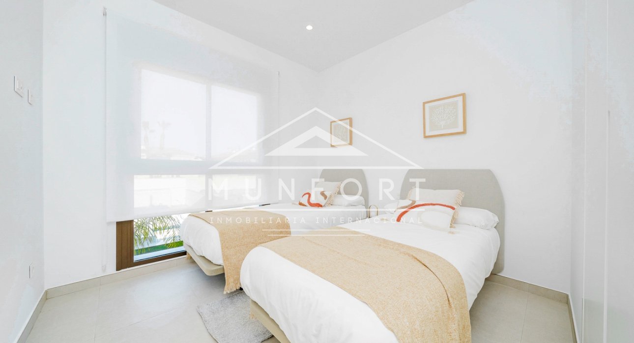 Återförsäljning - Radhus -
Pilar de la Horadada