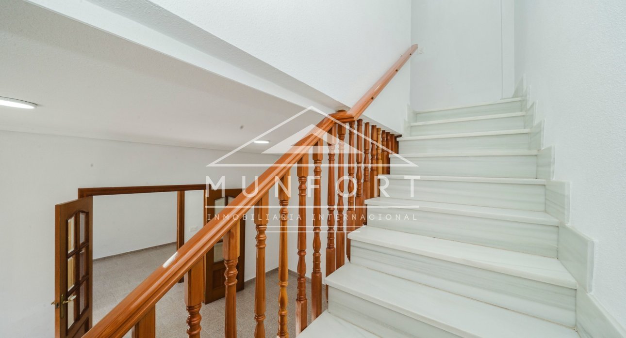 Återförsäljning - Radhus -
Pilar de la Horadada