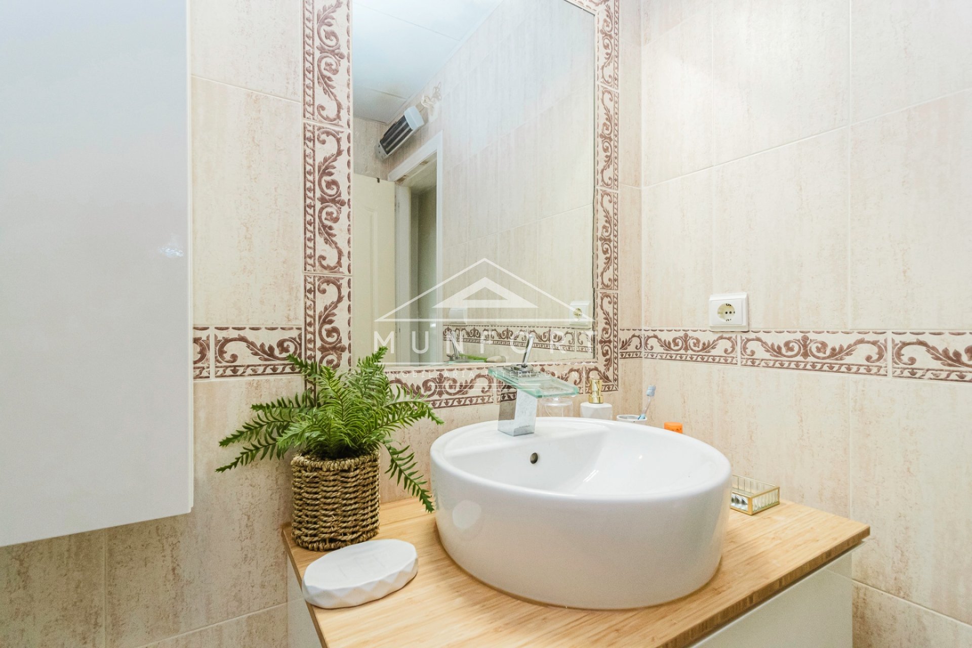 Återförsäljning - Radhus -
San Javier