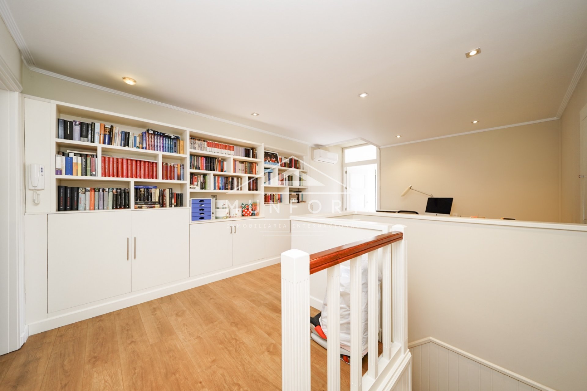 Återförsäljning - Radhus -
San Javier