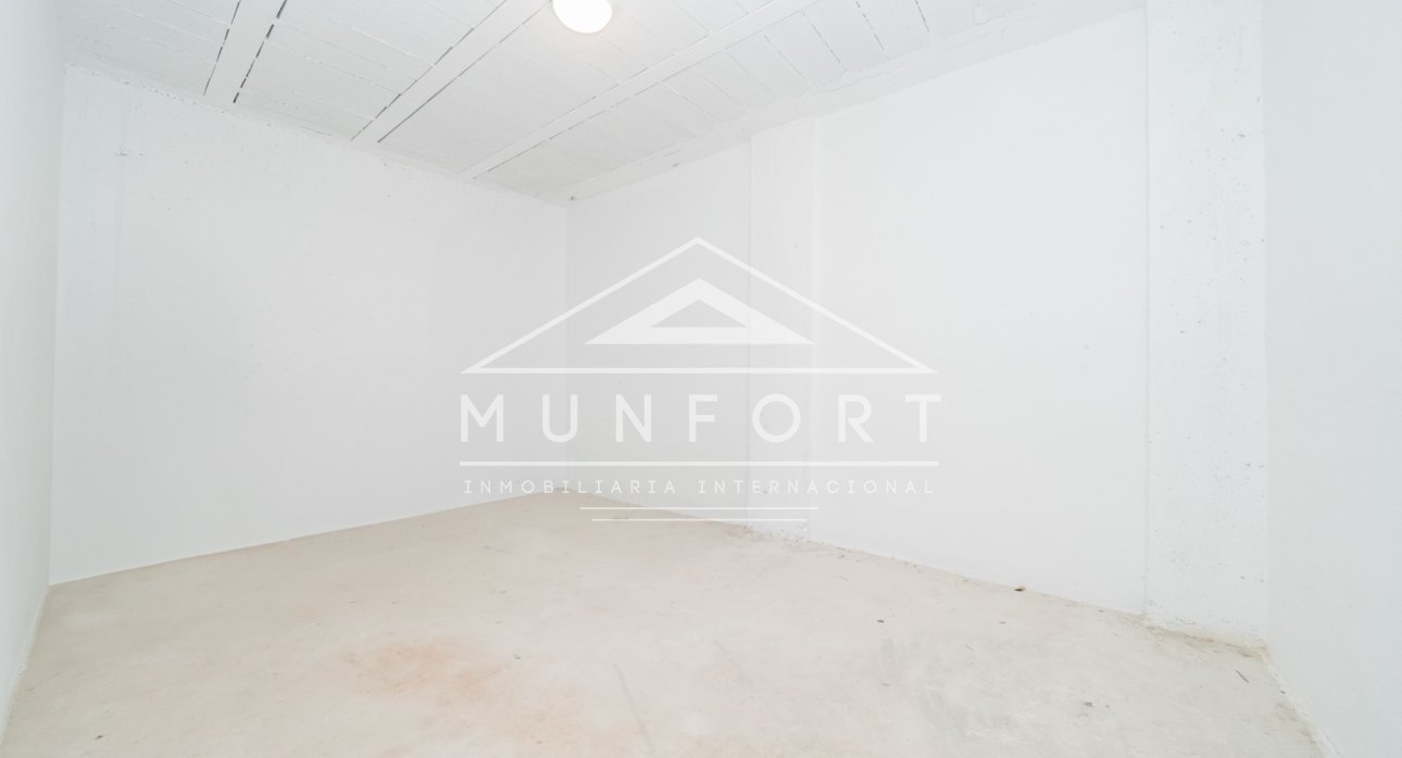 Återförsäljning - Radhus -
San Miguel de Salinas - Ciudad de las Comunicaciones