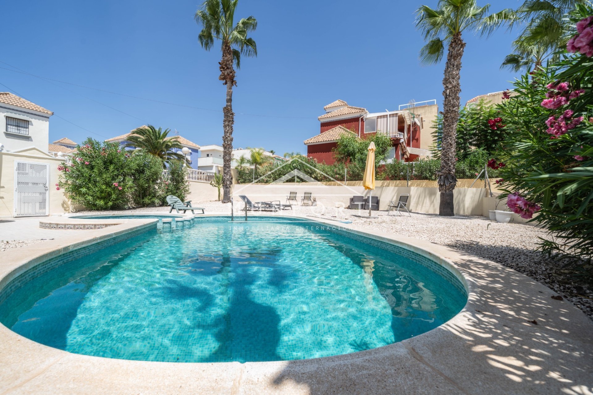 Återförsäljning - Radhus -
San Miguel de Salinas - Urbanización Blue Lagoon - San Miguel de Salinas