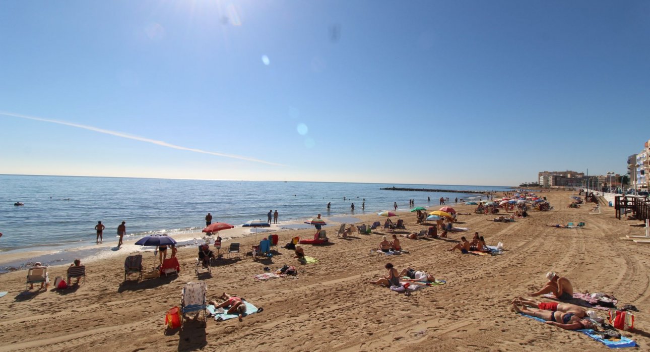 Återförsäljning - Radhus -
Torrevieja - Playa de los Locos - Torrevieja