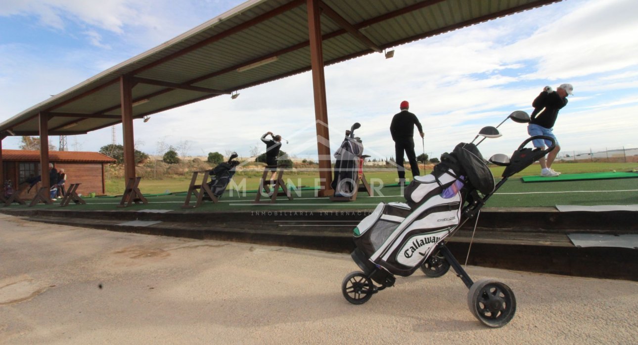 Återförsäljning - Takvåningar -
Dénia